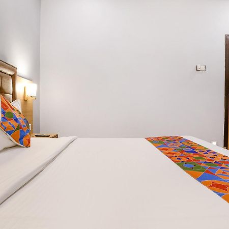 Fabhotel Zara Grand Mumbai Bagian luar foto