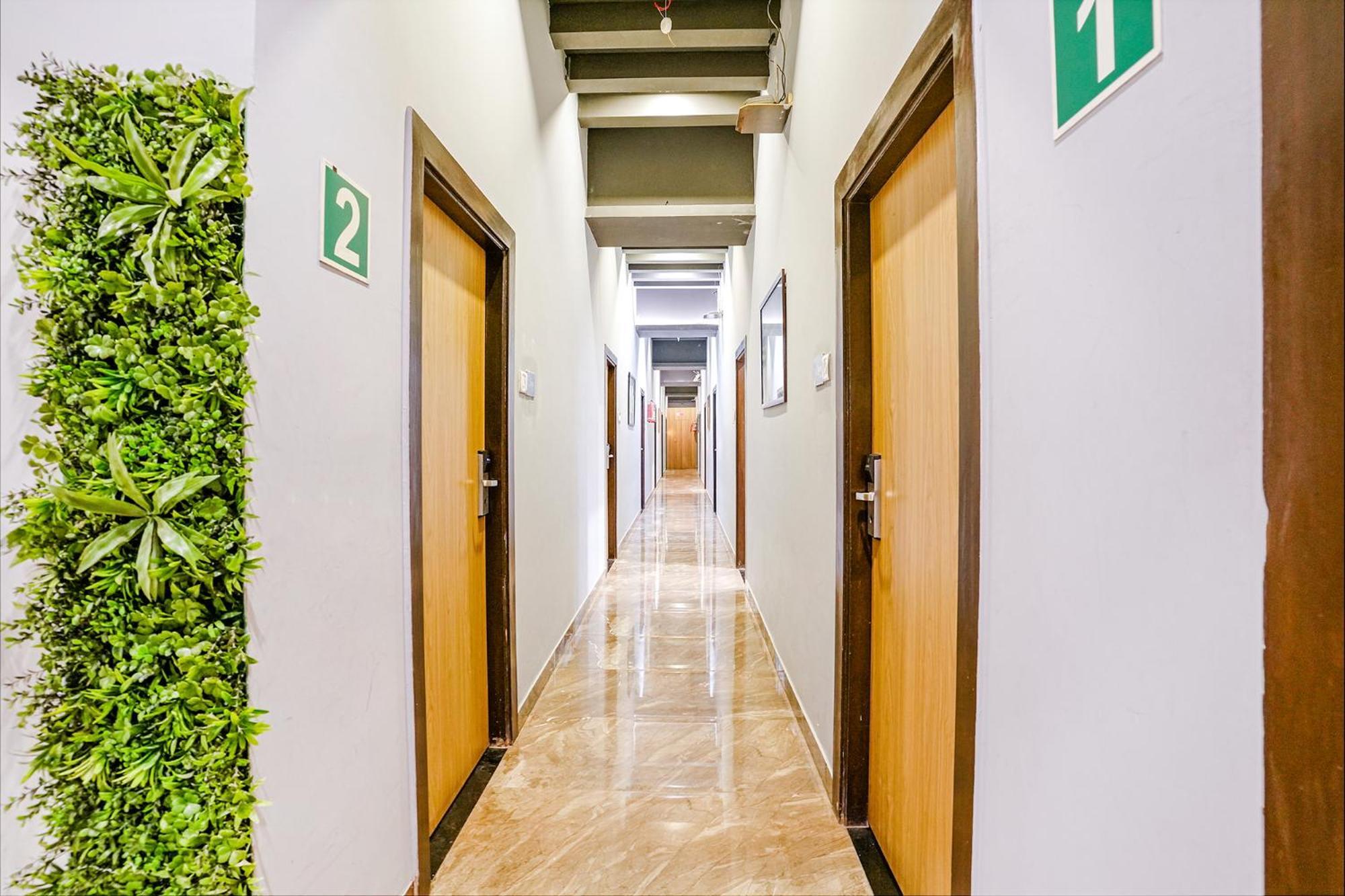 Fabhotel Zara Grand Mumbai Bagian luar foto